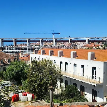 Near The Tagus River - Estrela Апартаменты *
